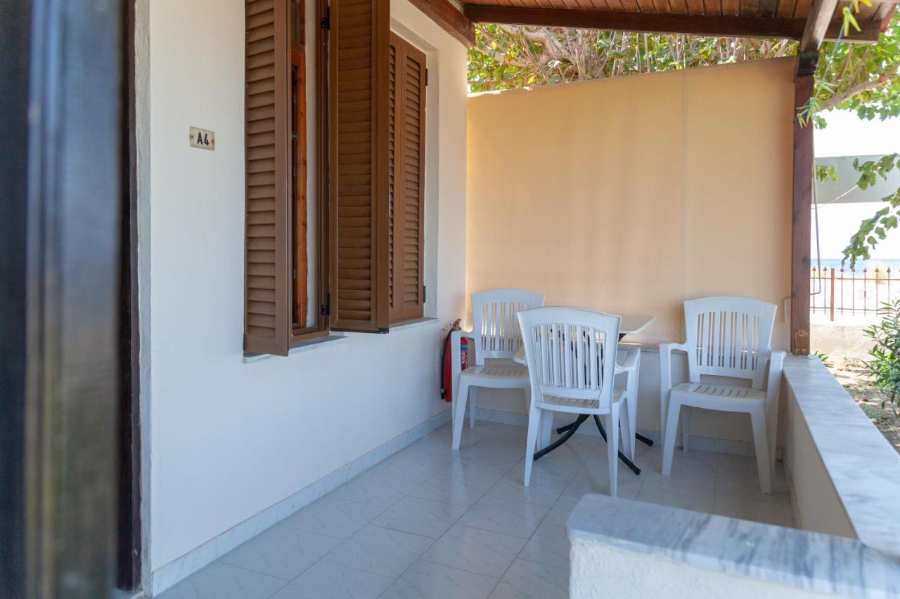 Athina Apartments Palaiopoli  Exteriér fotografie